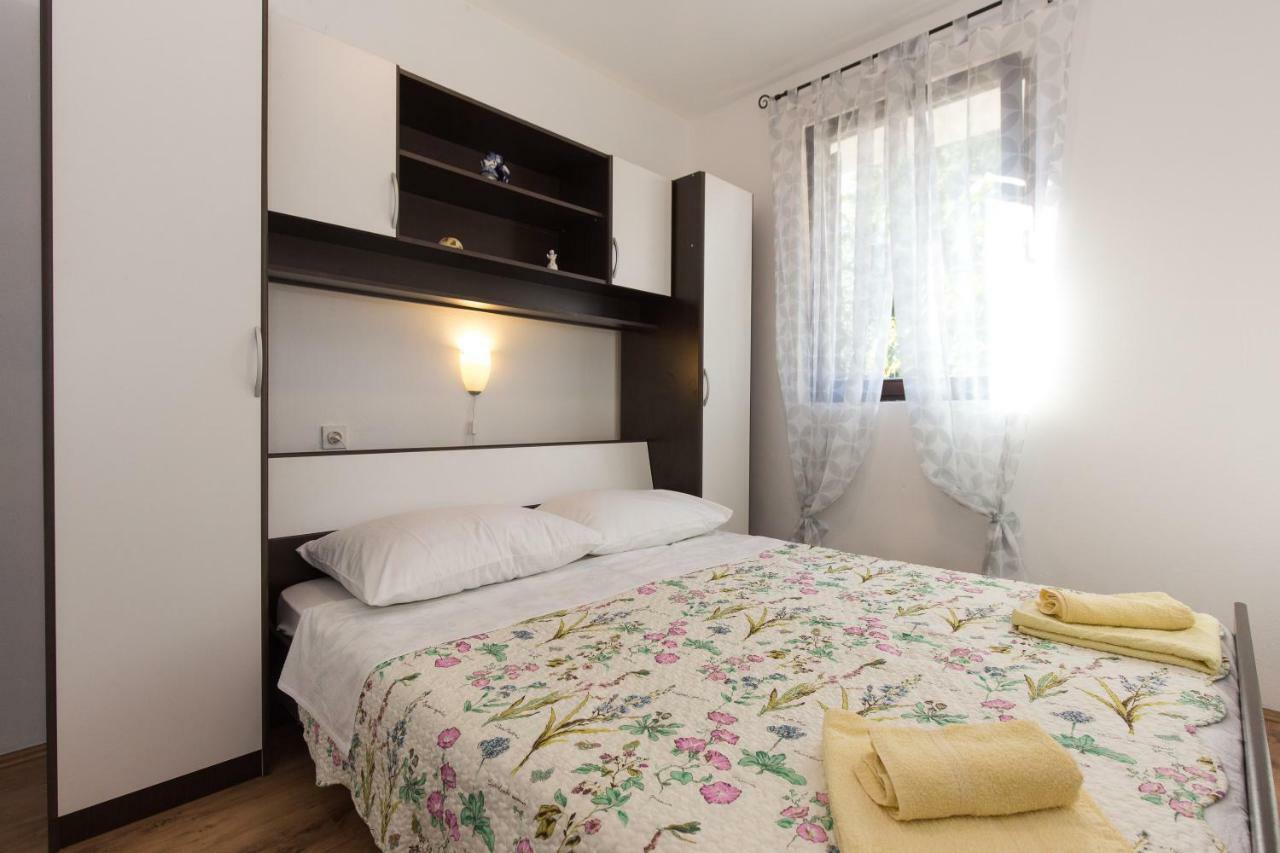 Apartments Karen Krk Town Dış mekan fotoğraf