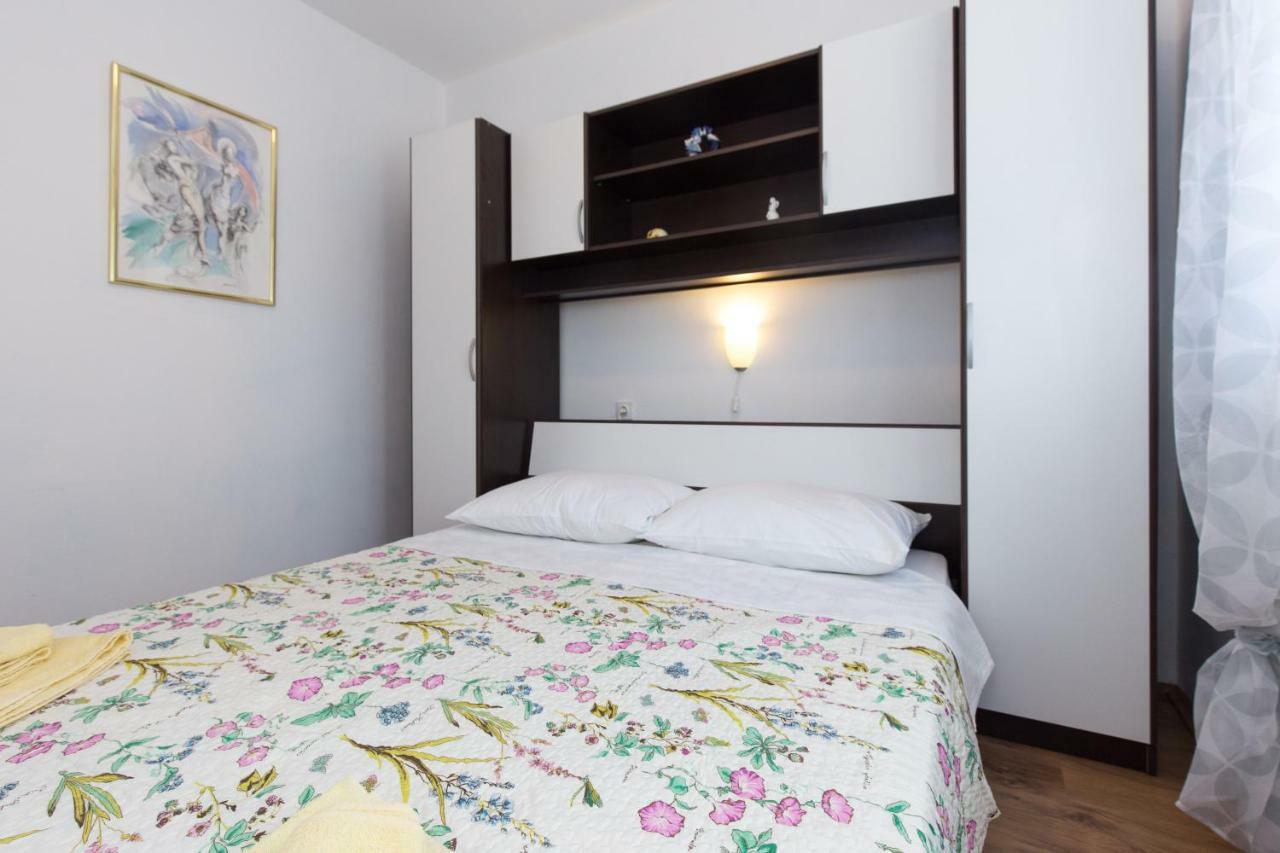 Apartments Karen Krk Town Dış mekan fotoğraf